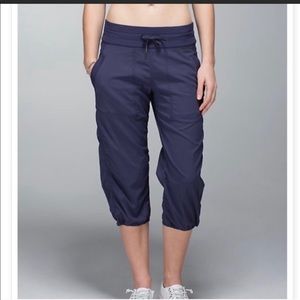 Lululemon dance studio crop inkwell